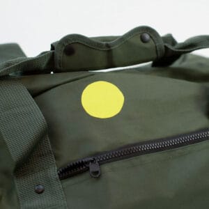 Flicken mit selbstklebenden Eigenschaften