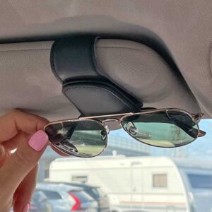 Brillenhalter fürs Auto