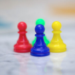 Alternative view of Ersatz-Spielfiguren für Brettspiele – 4 klassische Farben
