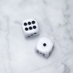 Alternative view of Spielwürfel 14 mm – 2er-Set